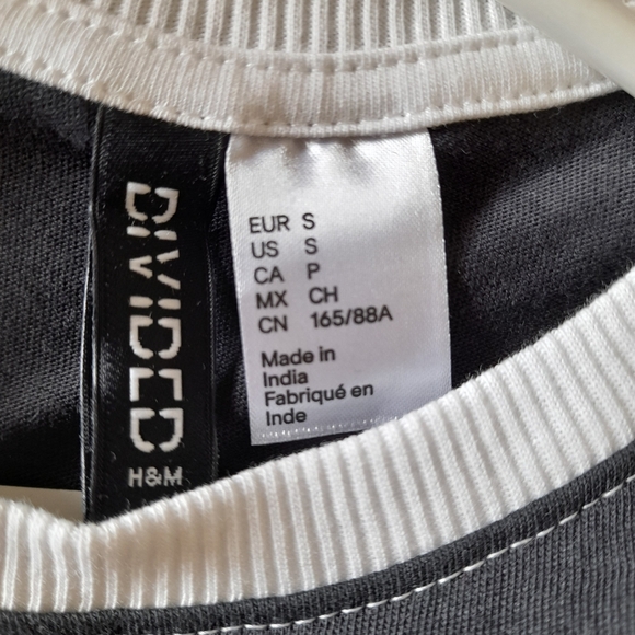 🦚3/$15🦚H&M Black & White Crop Top - Picture 4 of 5